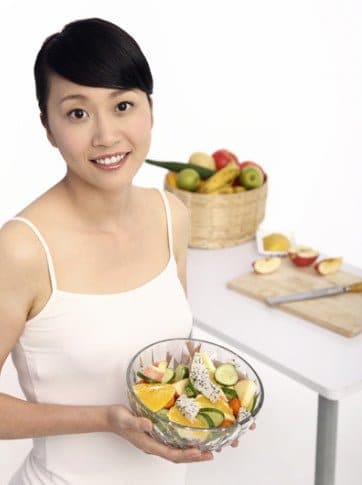 girl-with-fruits-vegetables