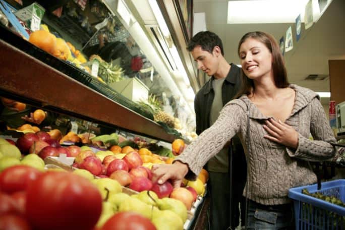 girl-picking-high-fiber-apple