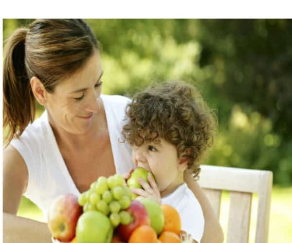 mother-child-eating-high-protein-fruits