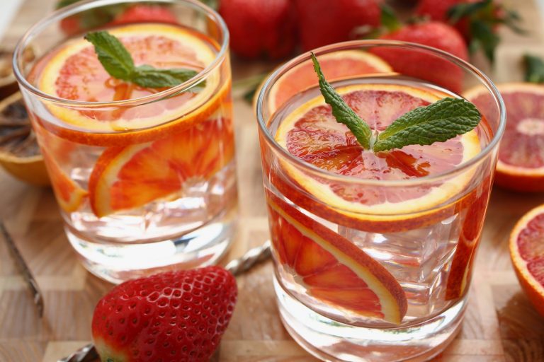 water-infused-with-citrus-and-mint